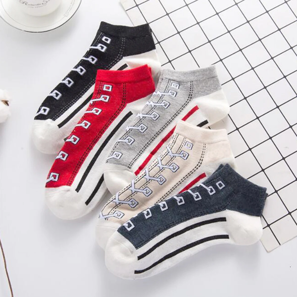 5 Pairs Women\'s Funny Shoe Print Socks Fashion Style Hip Hop Cute Fashion Soft Slippers And Socks