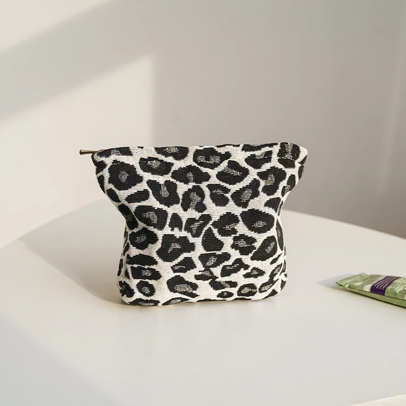 Women\'s cosmetic bag small leopard print coin purse portable cosmetics storage bag lipstick bag daily commuting liner bag