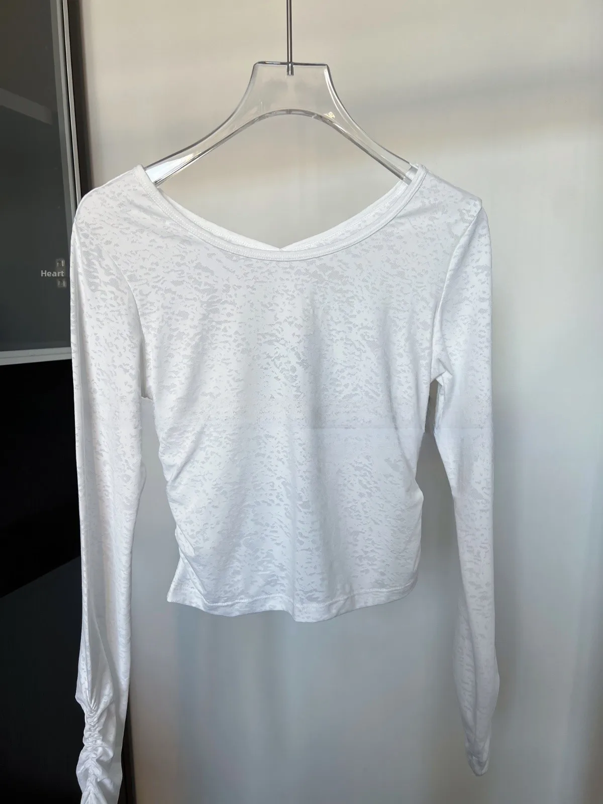 Top de entrenamiento redondo Ne Long Sve para mujer, ropa deportiva con sentido de diseño, camiseta, tela de nailon transpirable, novedad de 2024