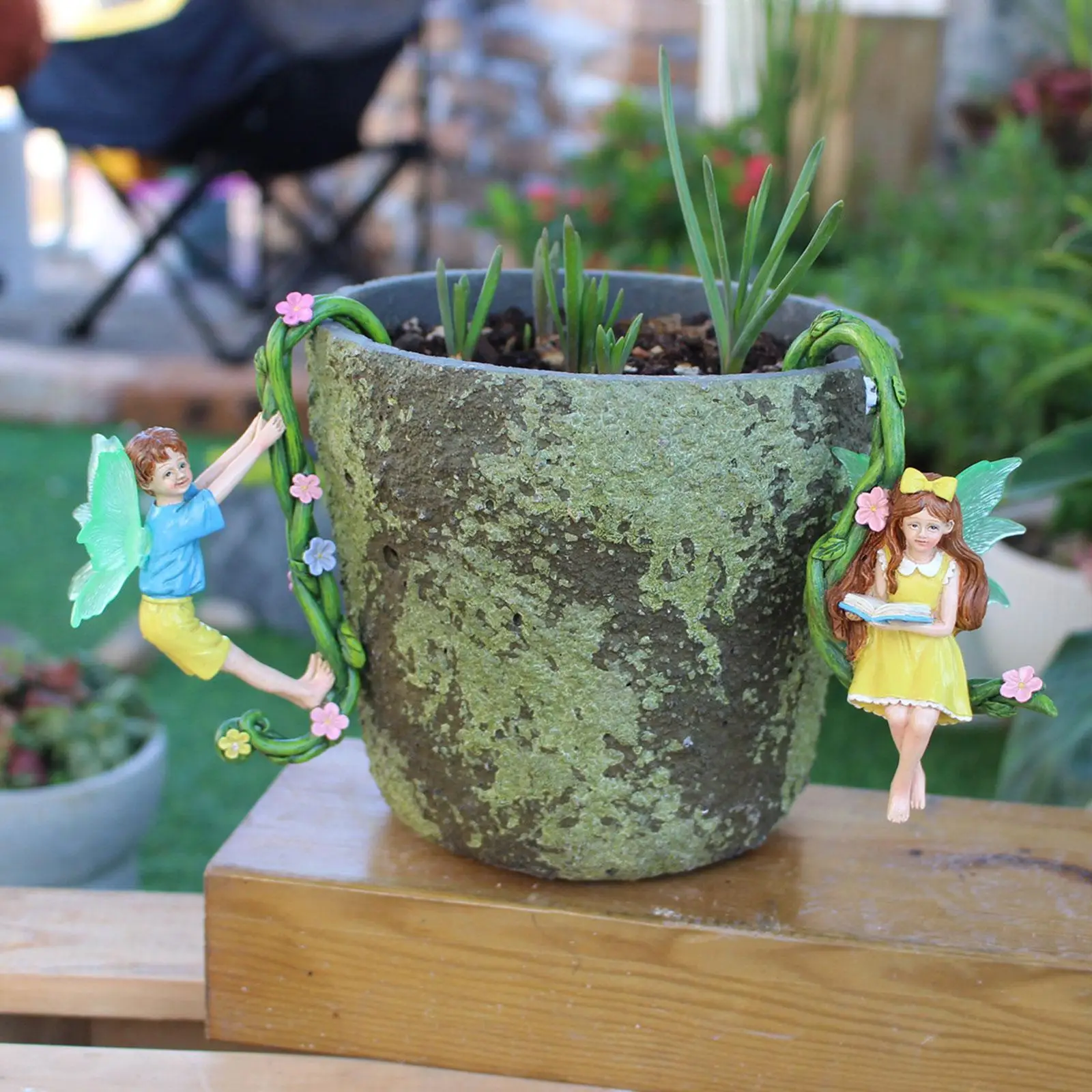 2x Fairy Flower Pot Huggers Miniature Fairies Figurines Landscaping Outdoor Lawn Fairy Garden Accessories Planter Pot Hangers