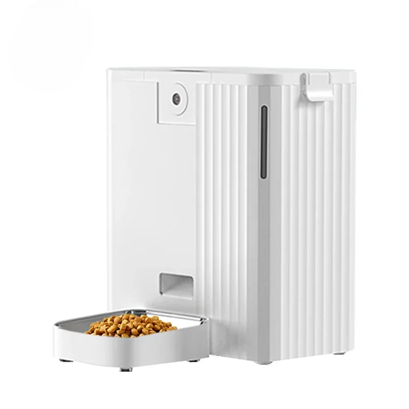 

-Pet food dispenser timed dog feeder interactive intelligent pet feeder