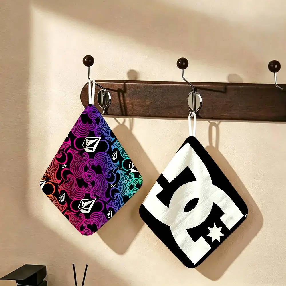 Volcom Soft Polyester Cotton Towel, Hanging Kitchen Style Hand Wiping Cloth for Restaurant Home