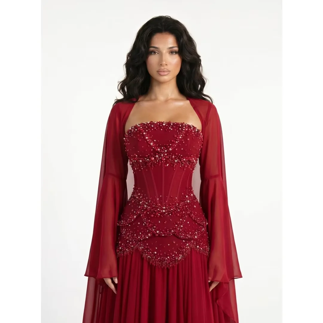 Weinrotes Trägerloses Perlenbesetztes Korsett-Abendkleid mit Chiffon-Ärmeln und Tüll-Cape, Langes Ballkleid für Hochzeit und Abendveranstaltungen, Maßanfertigung
