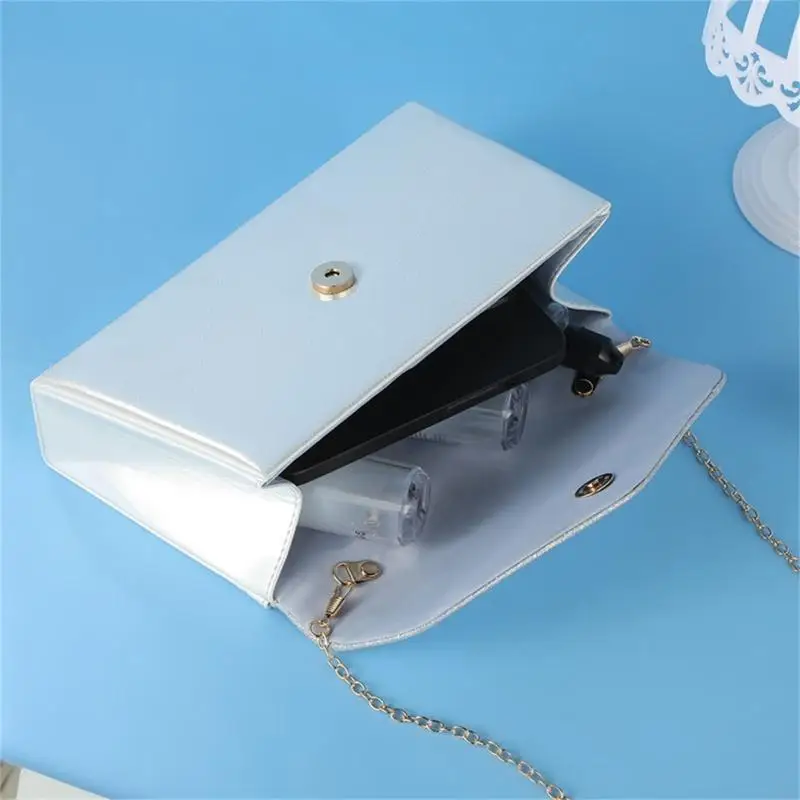 

Trendy Women Clutch Envelope Bag Purse with Chain Elegant Evening Bag Versatile Handbag Great for Prom or Celebrations 20CA