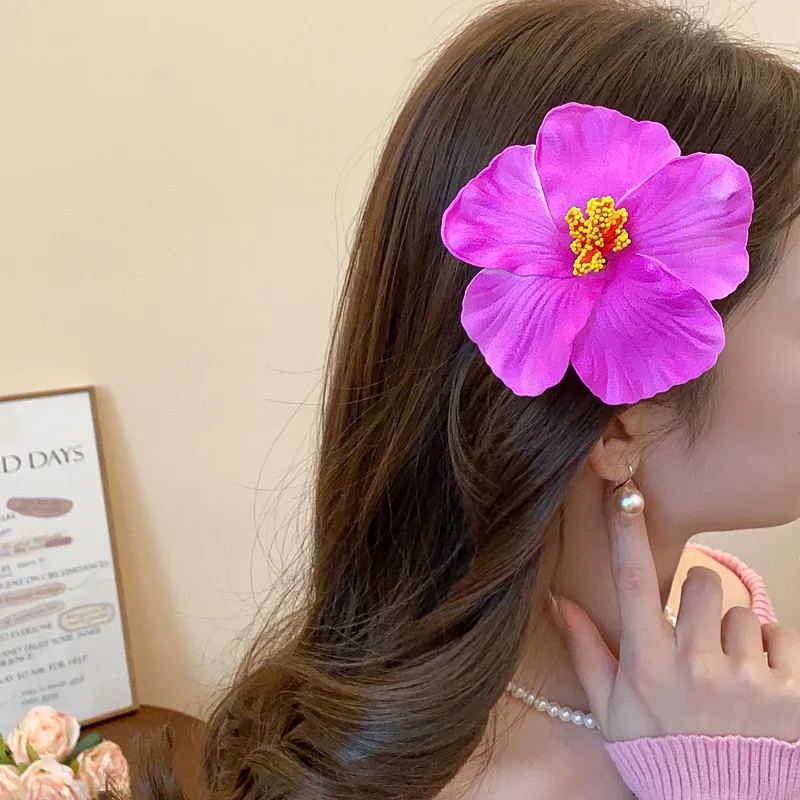6 Farben Hawaiianische Blumen-Haarspangen für Frauen, Böhmische Schwamm-Blumen-Seitenfransen-Clips, Plumeria-Haarnadeln, Urlaubszubehör K – Detail 18