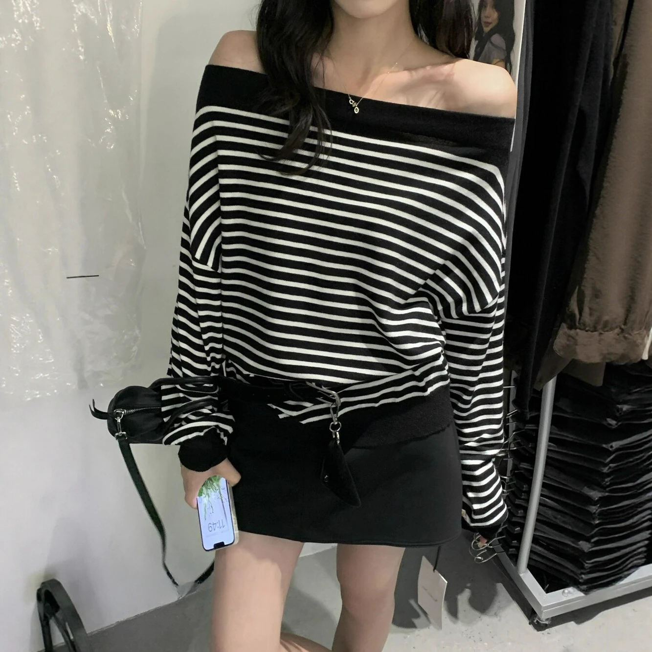 

One-word Shoulder Striped Long-sleeved Knitted Sweater Women's Clothing 2026 New Lazy Style Early Wear Off-the-shoulder Top