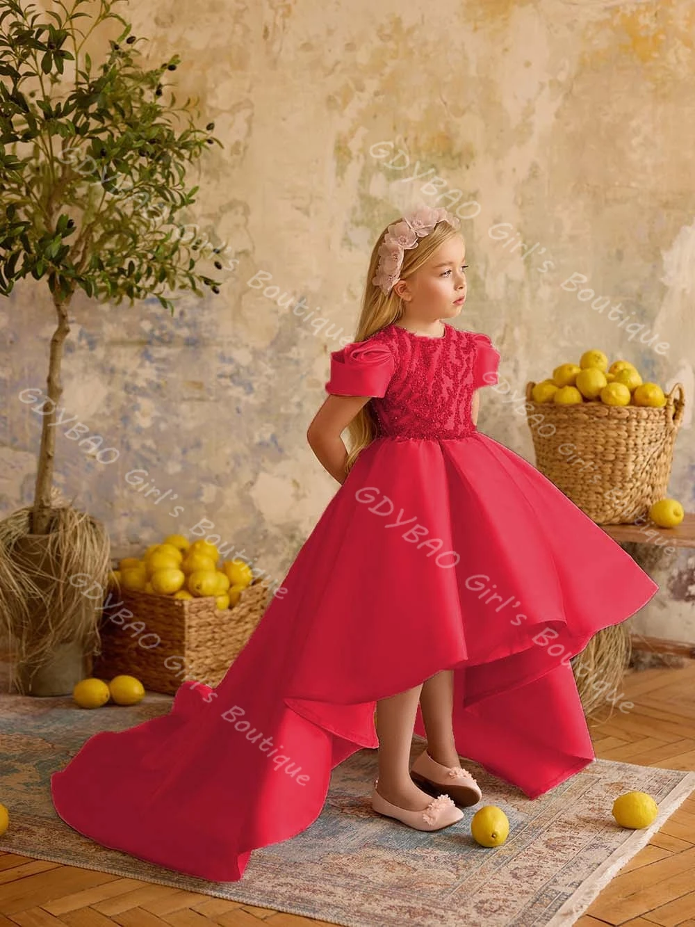 Roze bloemenmeisjesjurk voor bruiloft peuters hoog laag lovertjes satijnen prinses optochtjurk met trein op maat gemaakte feestbaljurk