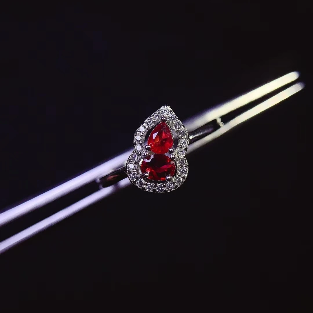 KJJEAXCMY Fine Jewelry Natural Fine Burmese unburned Ruby Women's Ring S925 Silver Electroplating Process Inlaid High Clarity