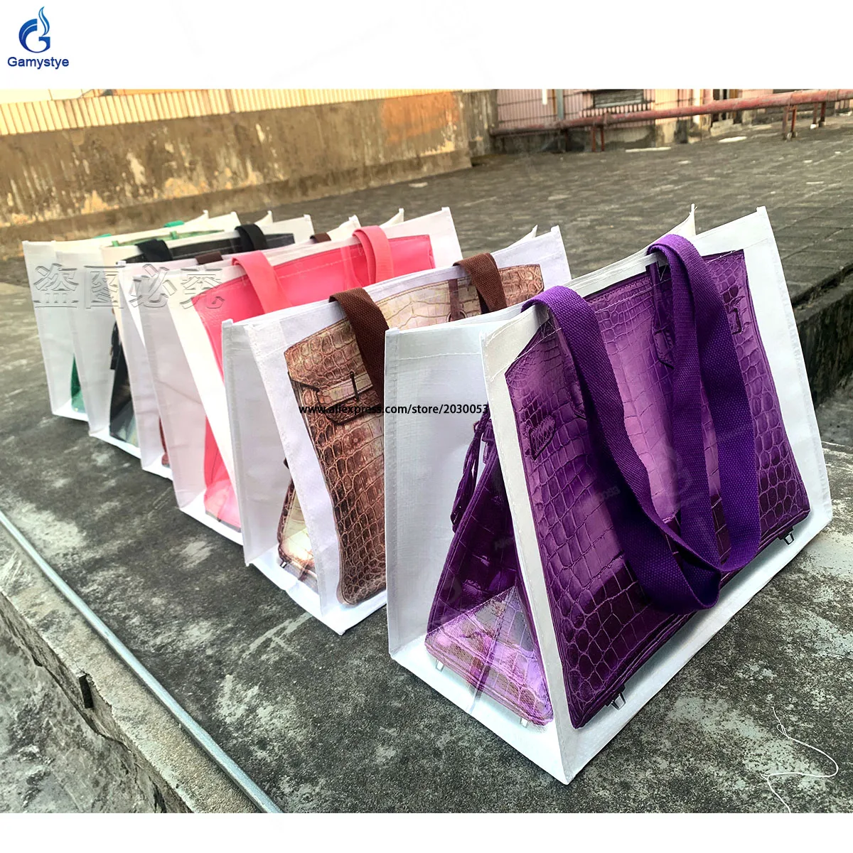 Thumbnail 2 - #33 Trending Shopping Tote Bags Right Now