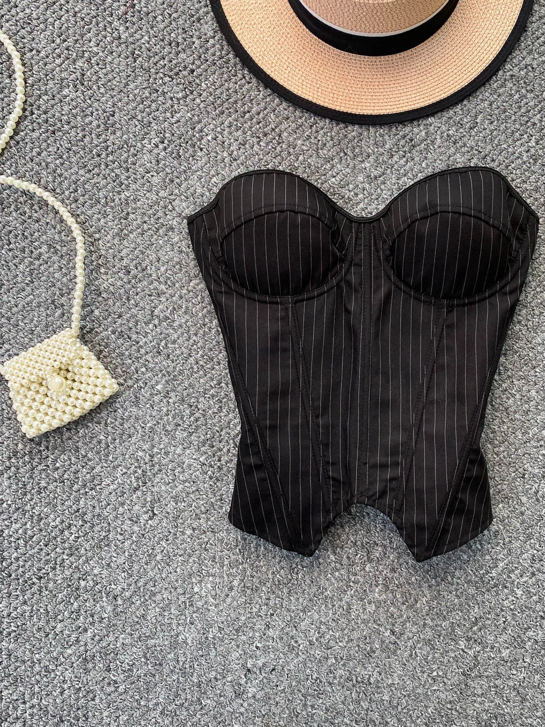 Sexy Asymmetrical Fishbone Stripe Top Women's Slim Fit Vest with Chest Pad Commute Style Office Casual Wear Chinese Brand