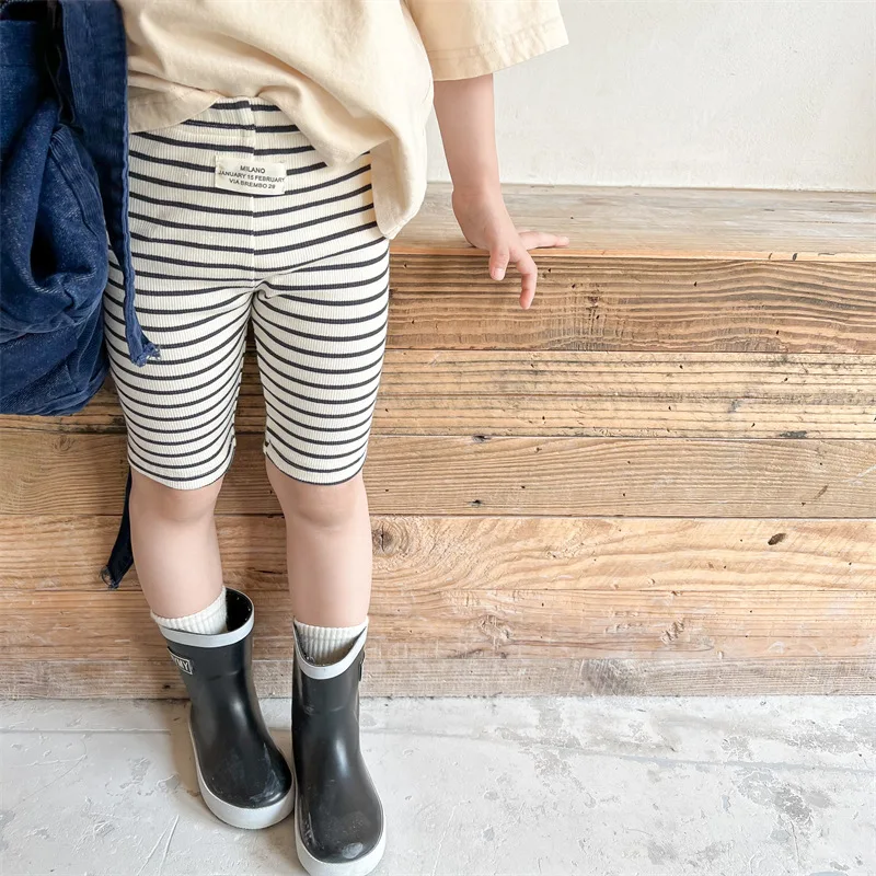 

Girls Summer Leggings Shorts Korean Style Grey Black Stripe Elasticity Skinny Knee Length Pants Kids Clothes
