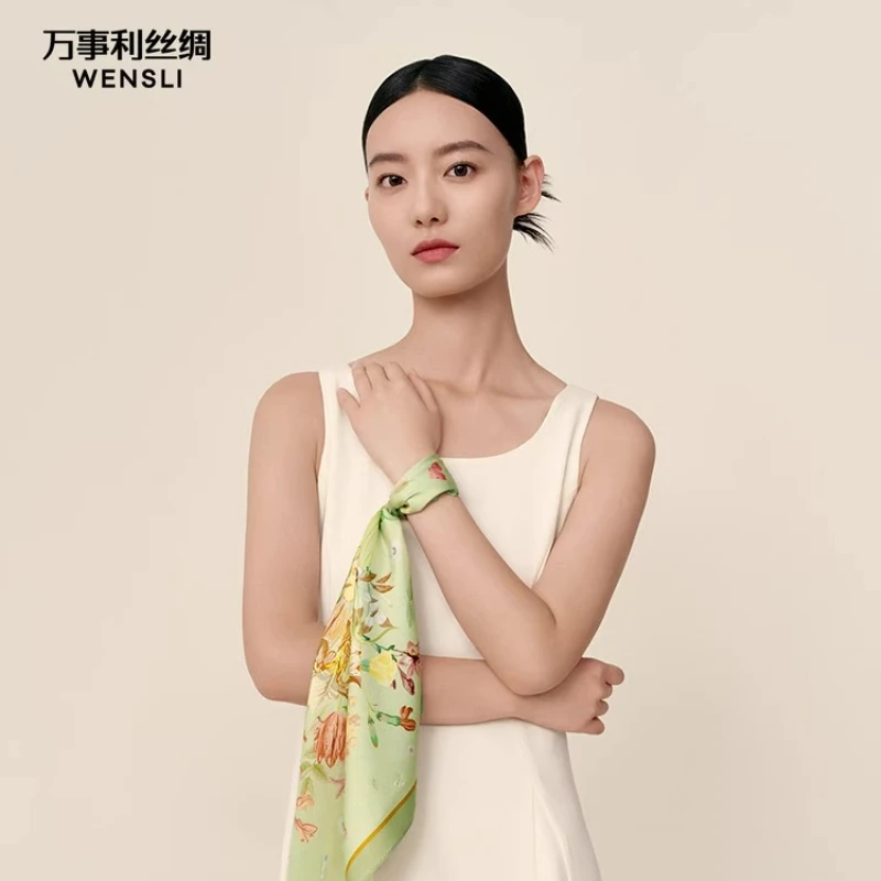 

Wensli 100% Mulberry Silk Scarf Shawl for Girlfriend Birthday Gift Double-Sided Square Scarf