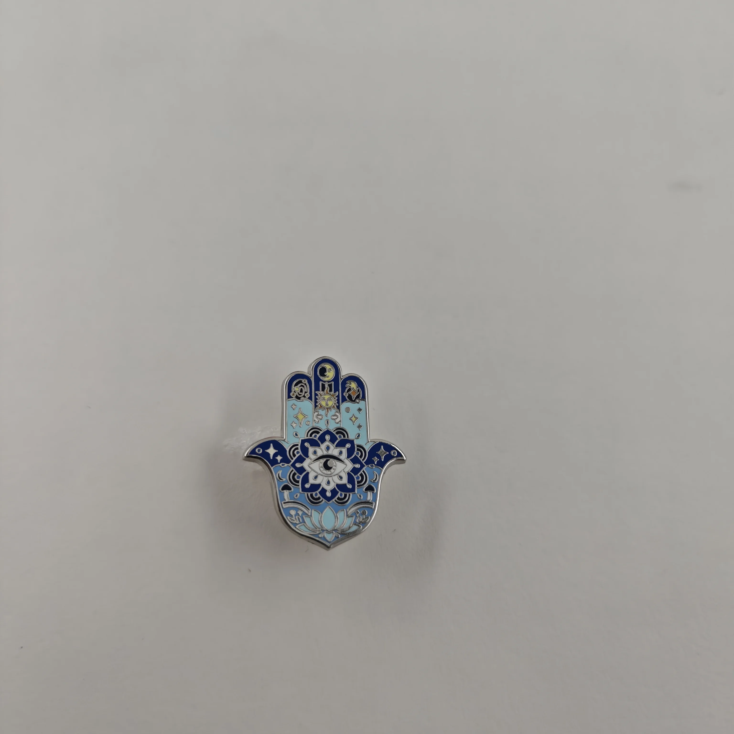 Hamsa Hand von Fatima Emaille-Pins für Frauen, Böses Auge Mandala Broschen, Mystische Mond-Sonne Anstecknadeln, Hexenschmuck Geschenk – Detail 4
