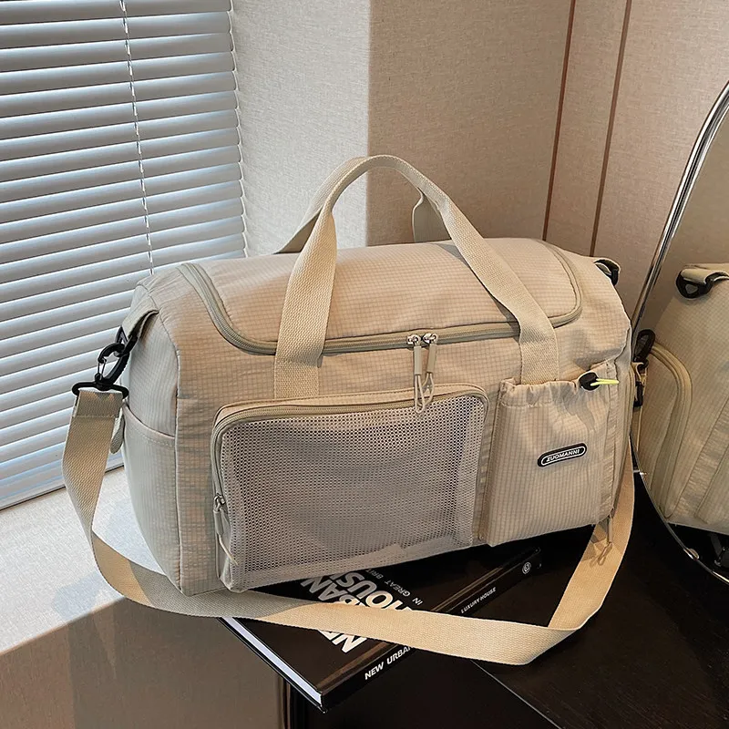waterproof-fitness-bag-women's-swimming-bag-short-trip-lightweight-large-capacity-luggage-bag-separate-wet-and-dry-sports-bag
