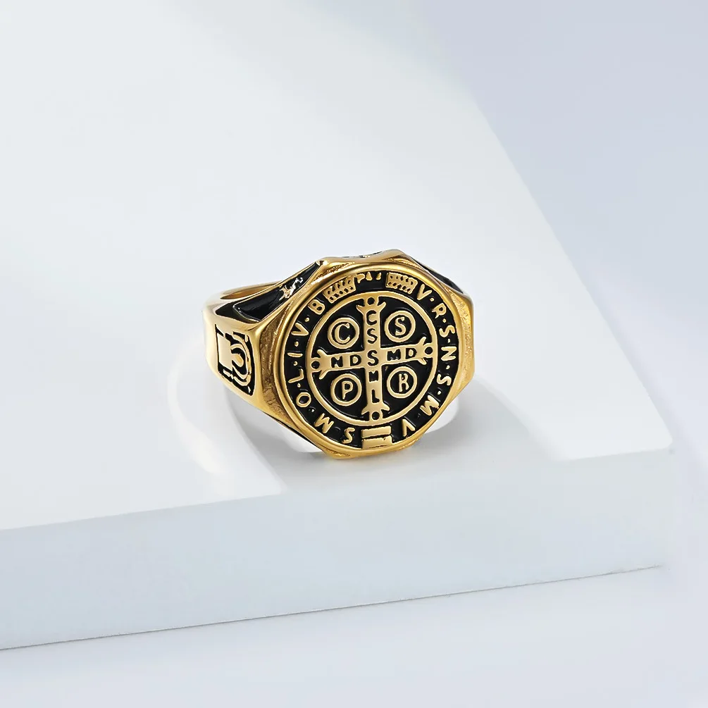 Herrenring aus Titanstahl mit Exorzisten-Kreuz von Heiligen Benedikt, Vintage Retro Religiöser Nischen-Kunstschmuck aus Edelstahl – Detail 5