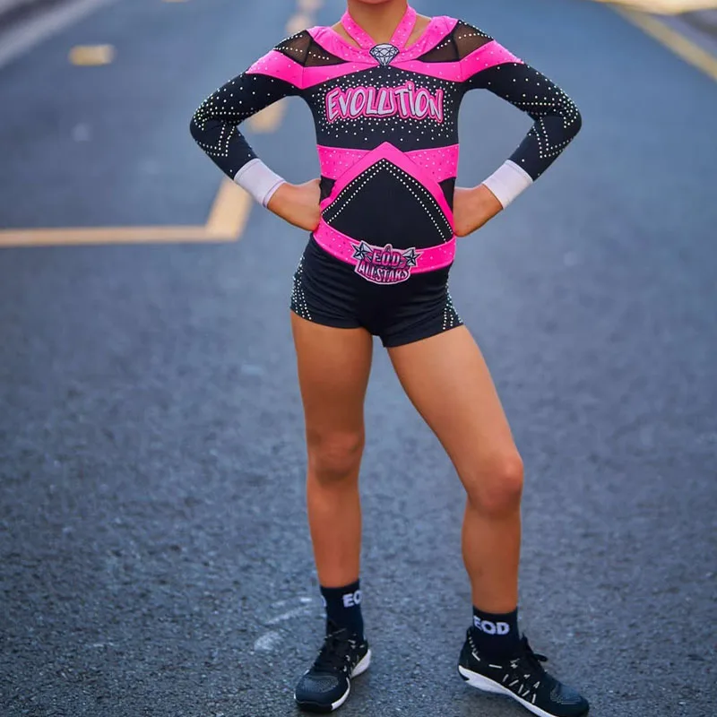 

Black and Rose Red Cheerleading Uniform Conception De Uniforms De Cheerleading Par Sublimation