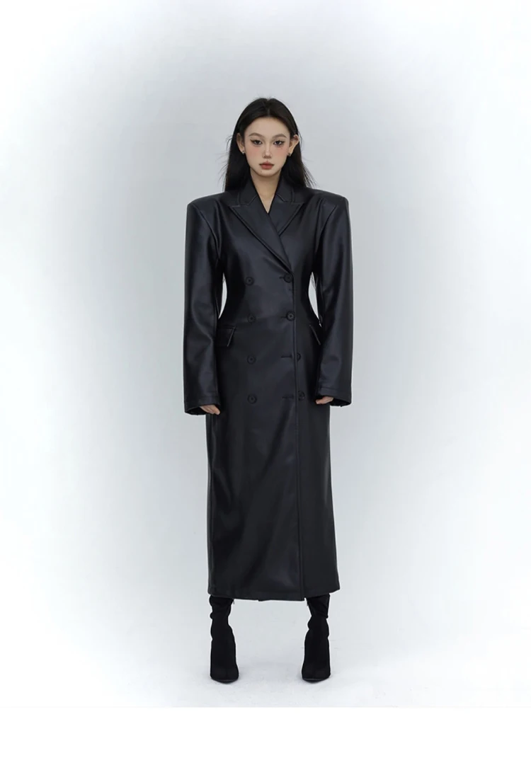 Lautaro Spring Autumn Long Black Fitted Soft Pu Leather Trench Coat for Women with Shoulder Pads Luxury Designer Clothing 2023