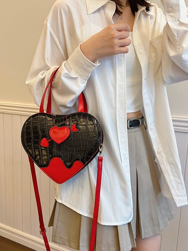 2026-new-creative-poker-print-heart-shaped-women's-handbag-chain-crossbody-bag-fashionable-handheld-bag-soft-pu-leather