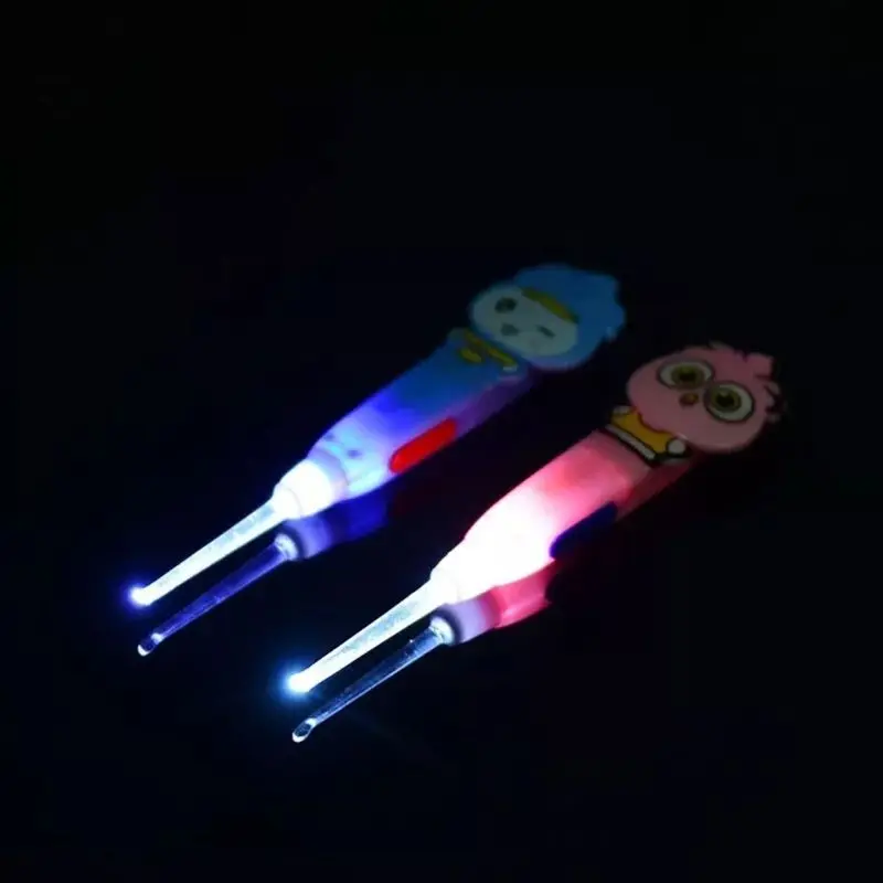 

Cartoon Baby Removable Care Ear Spoon Tweezers Light Child Ears Cleaning with Earwax Luminous Sanitary Supplies for Kids