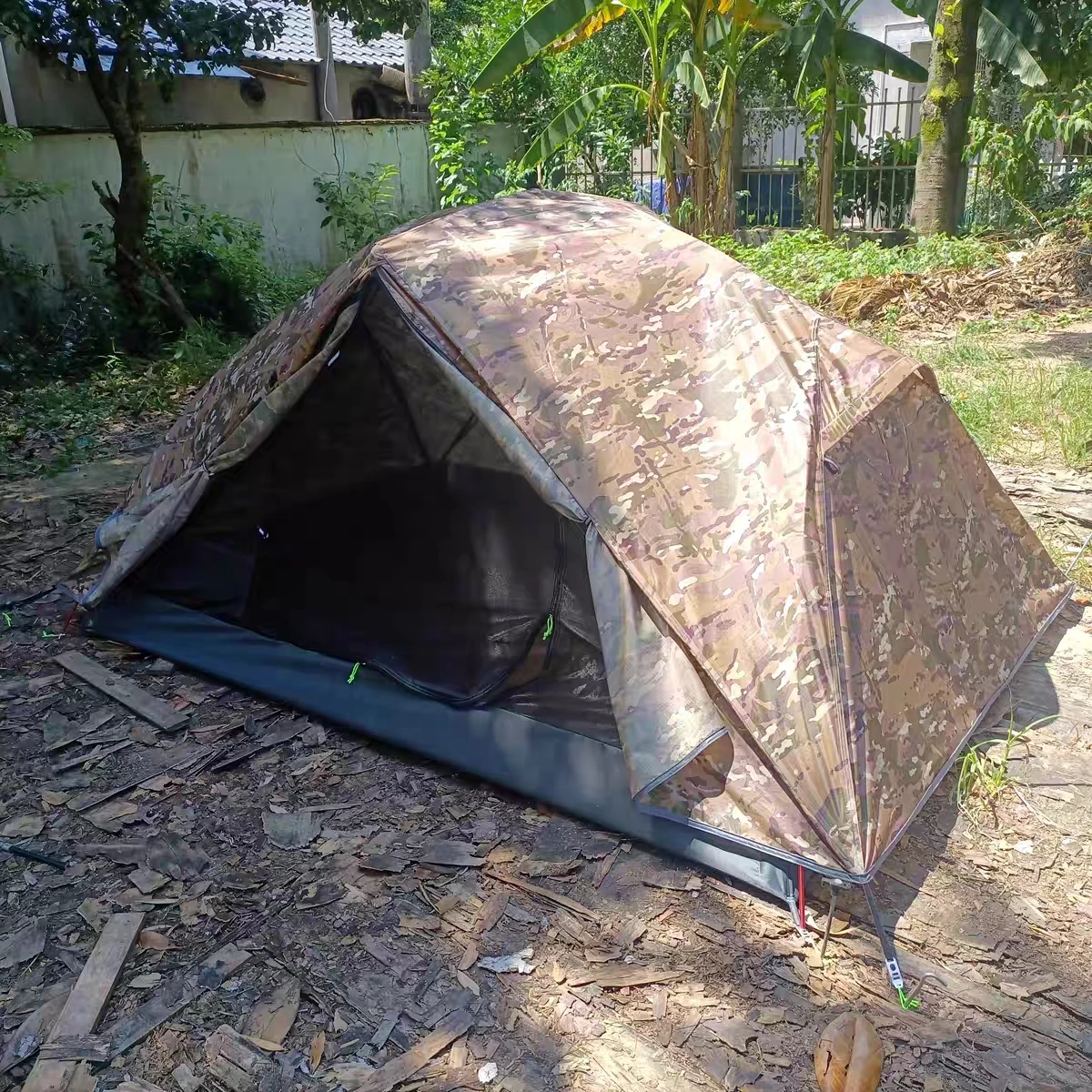 

Lightweight Backpacking Tent, Ultralight Camping Tents, Easy to Set Up and Down