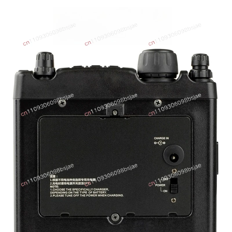 FT-818/817 lithium battery pack + charging hatch cover + charger three-piece set