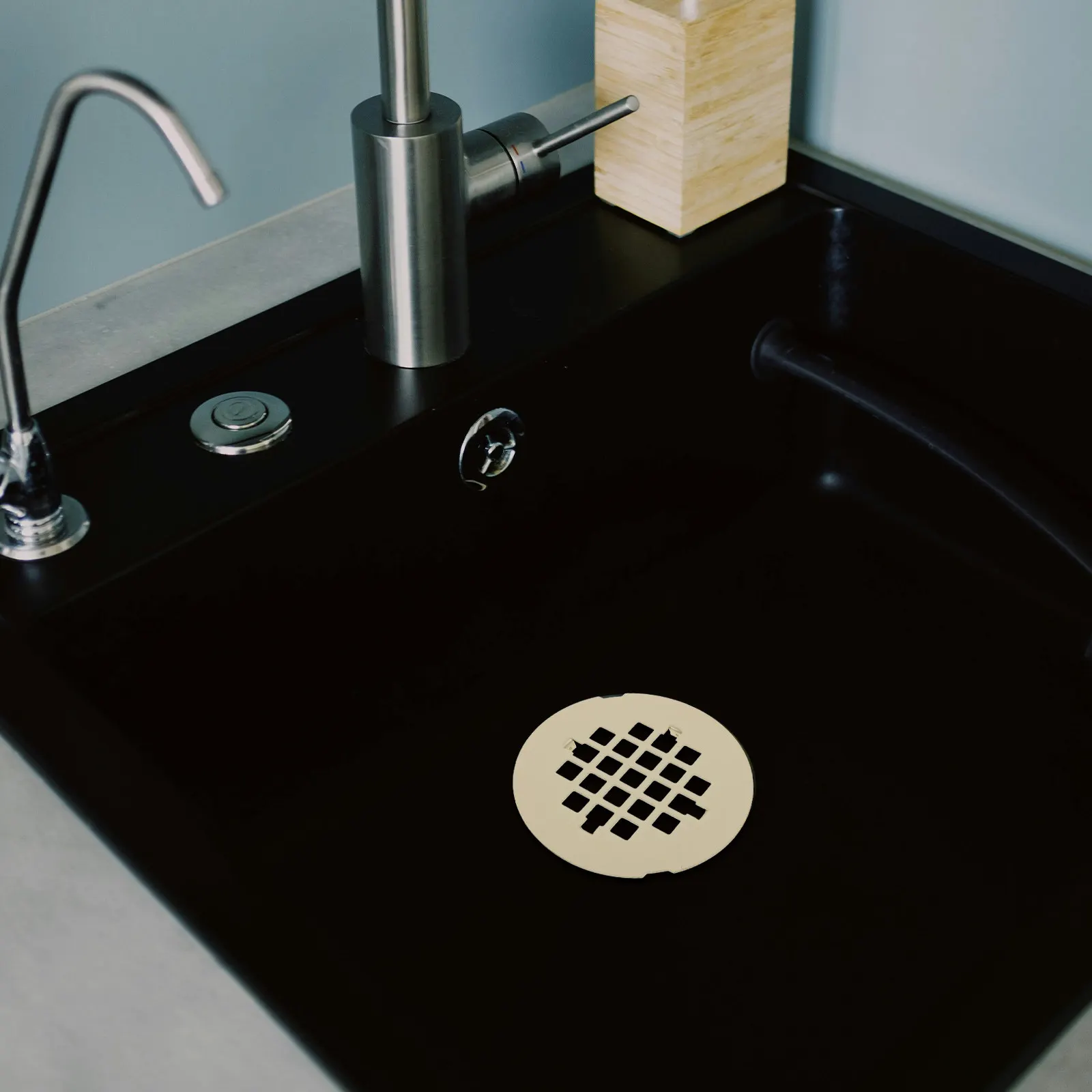 

Shower Drain Cover Round Stainless Steel Bathroom Floor Strainer Anti Clog Easy Installation Reusable Hair Catcher