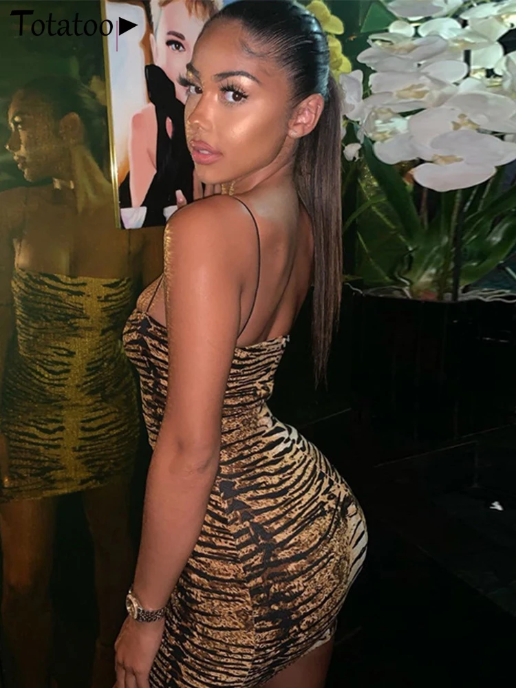 Totatoop 여성용 섹시한 스파게티 스트랩 탱크 원피스, 기본 백리스 바디콘 클럽 파티 미니 원피스, 여름 의상 로브 의류 2024