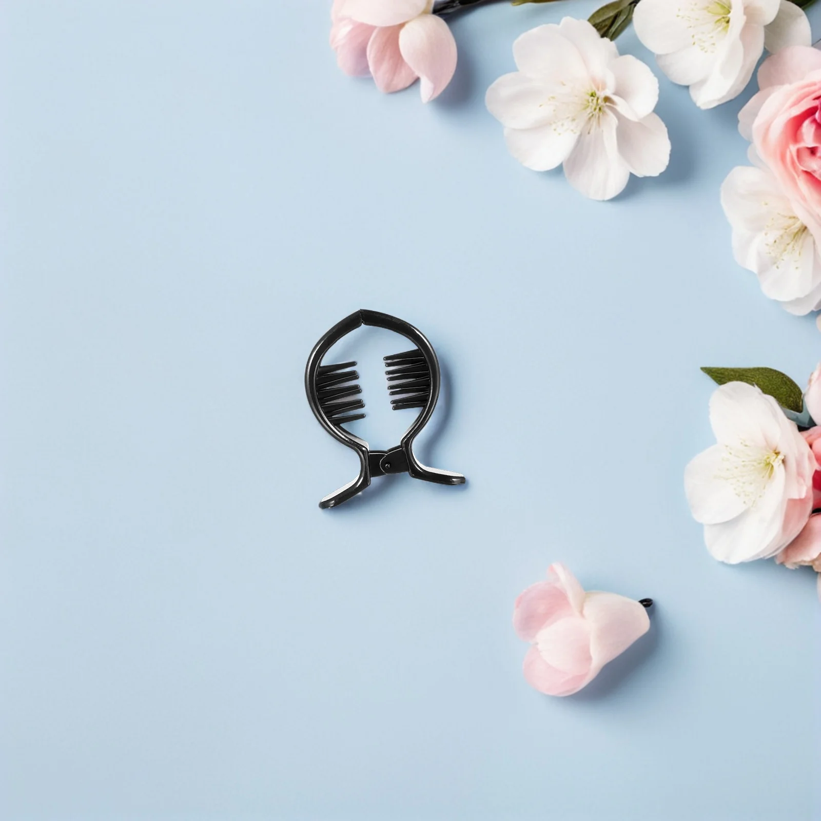 

2Pcs Ponytail Hair Clip Thick Claw Circular Clips for Women Strong Hold Resin Material Perfect for Working Stylish
