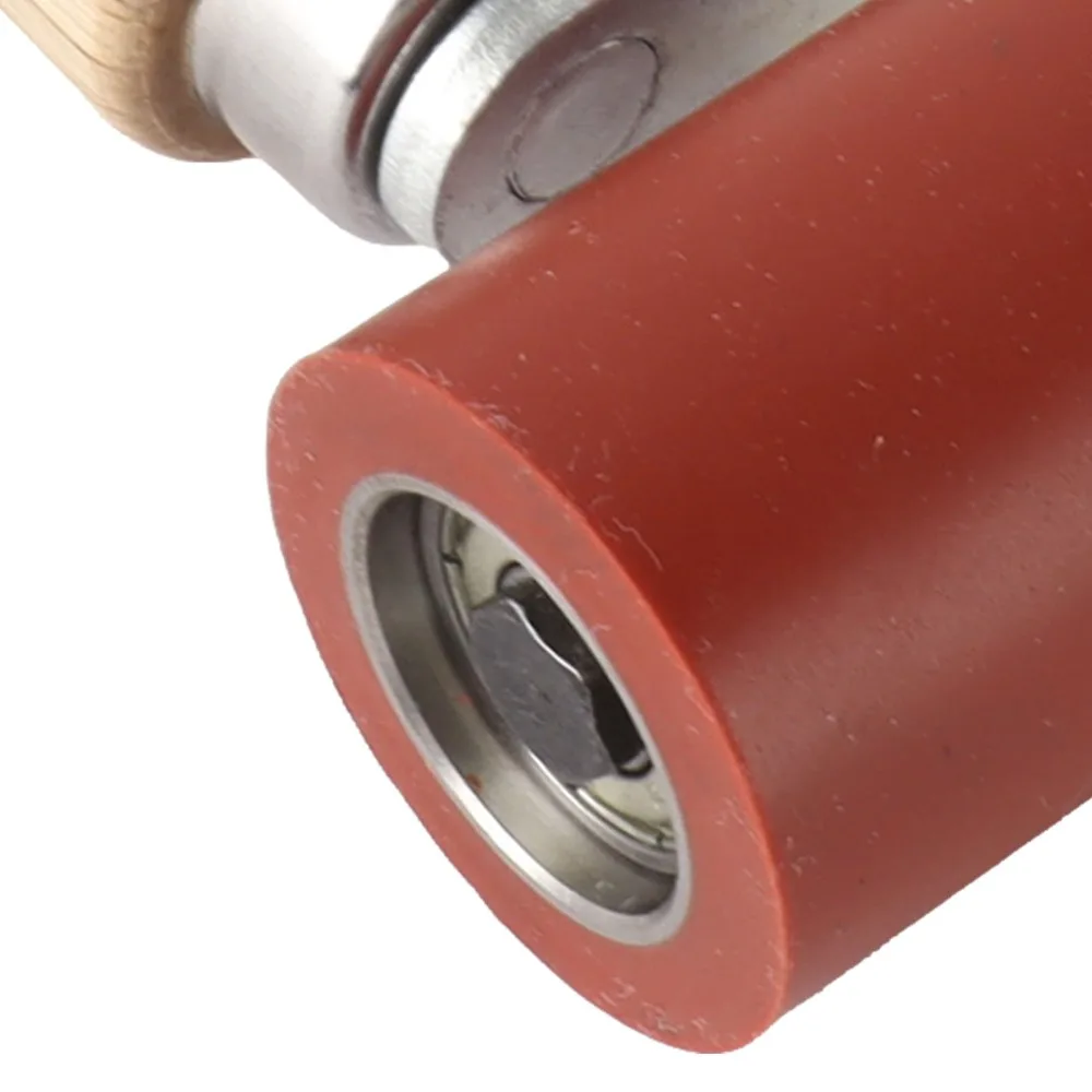 

40mm Heavy Duty Silicone Seam Roller Ergonomic Grip Wooden Handle Single Ply Roofing Roller For PVC/TPO/EPDM Membranes