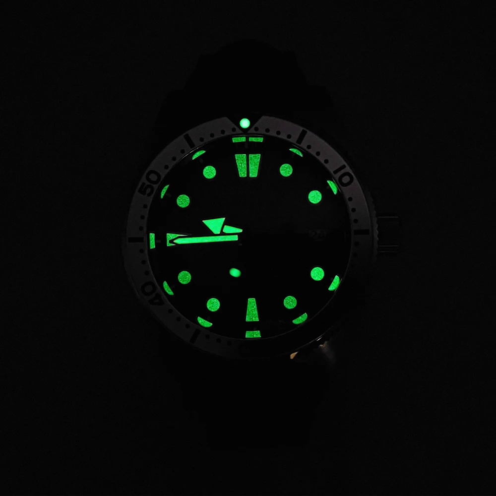 Luxury 38mm automatic men\'s mechanical AR blue film sapphire watch NH35 calibre green rubber strap