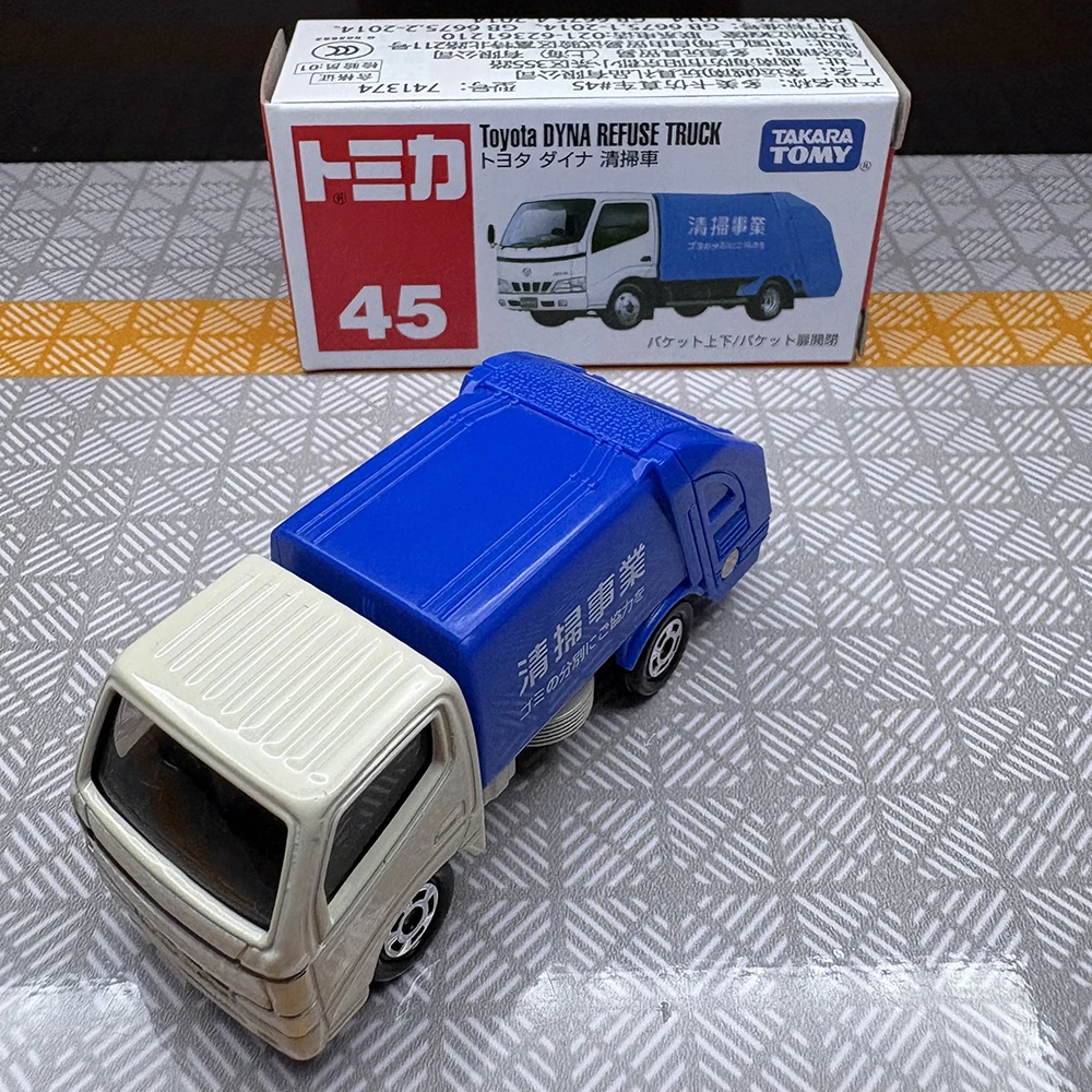 

Takara Tomy Tomica NO.45 Toyota Dyna Refuse Грузовик Литье Статический сплав Автомобиль Литой под давлением Металлический режим Коллекция Дисплей Игрушка для мальчика