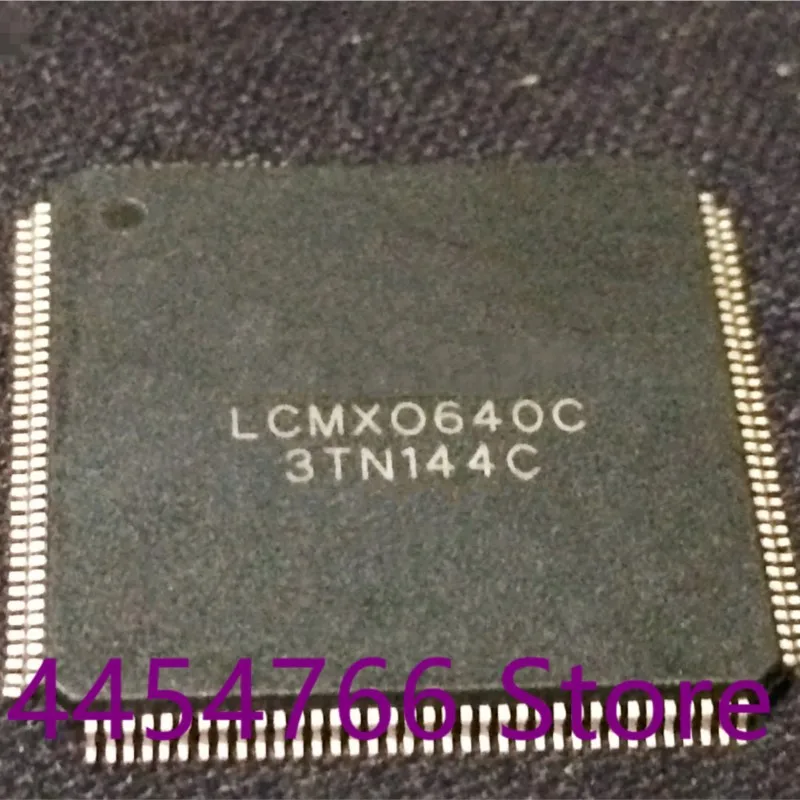 1pcs    LCMXO640C-3TN144C LCMXO640C  QFP144