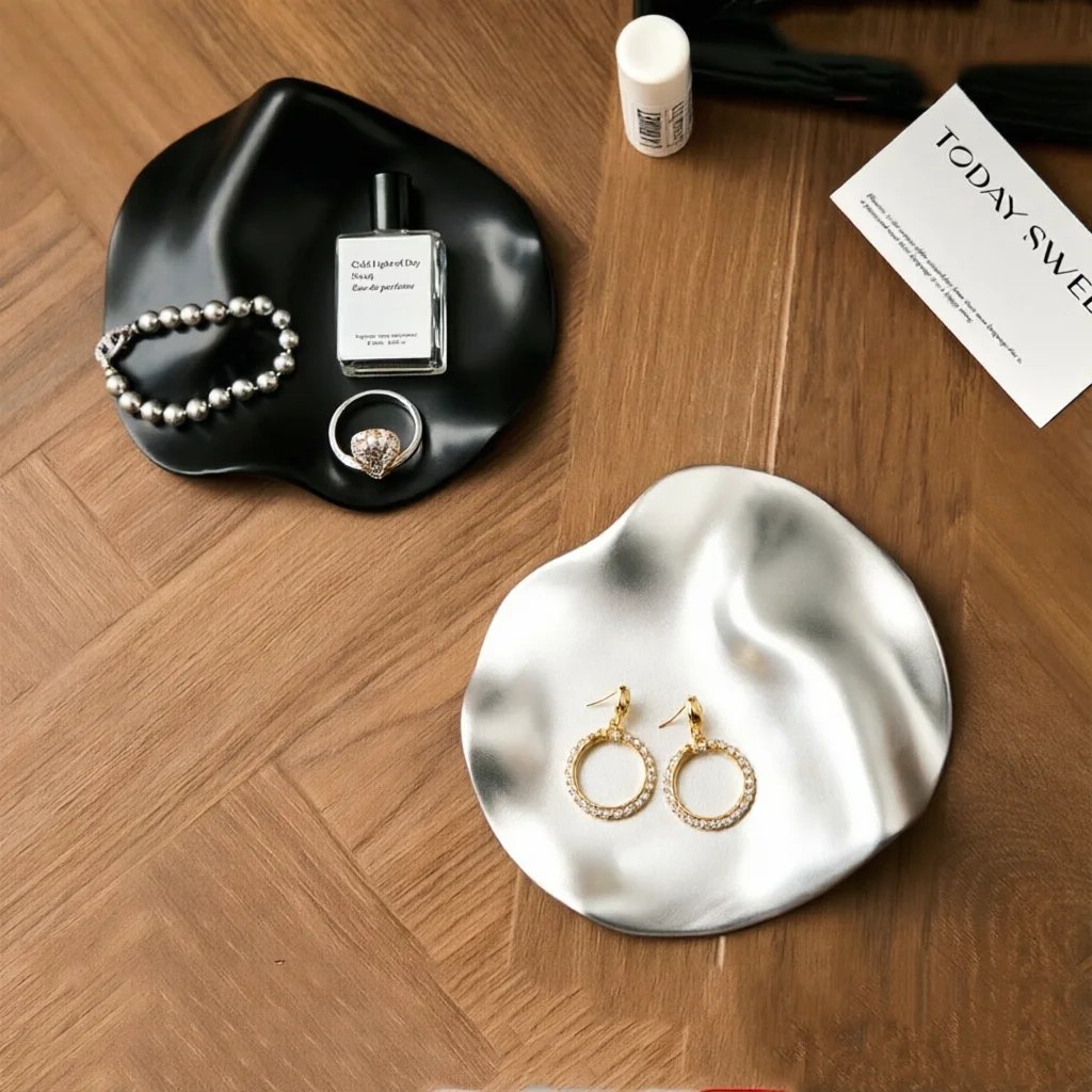 

Light Luxury Style Jewelry Storage Tray Girlfriend's Dressing Table Storage Tool Earring Ring Storage Box Watch Bracelet Rack