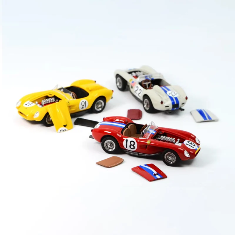 

1:64 Scale 250TR Simulation Alloy Car Model Static Display Collectible Toy Gift Souvenir Decoration