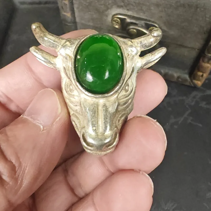 3D bull‑head carving, round imitation green jade, animal totem, vintage silver finish, unisex adjustable statement ring 4