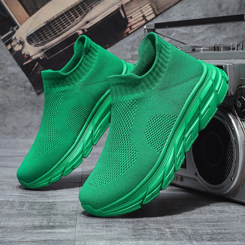 

Hot Sale Men Casual Shoes Mesh Breathable Sock Shoe Lightweight Plus Size Couple Shoes Fashion Spring 2026 New Men Women Shoes