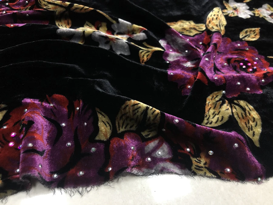 High Quality Real Silk Velvet Fashion Cloth Black Background Red Purple Rose Shiny Designer Warp-Knitted Fabric