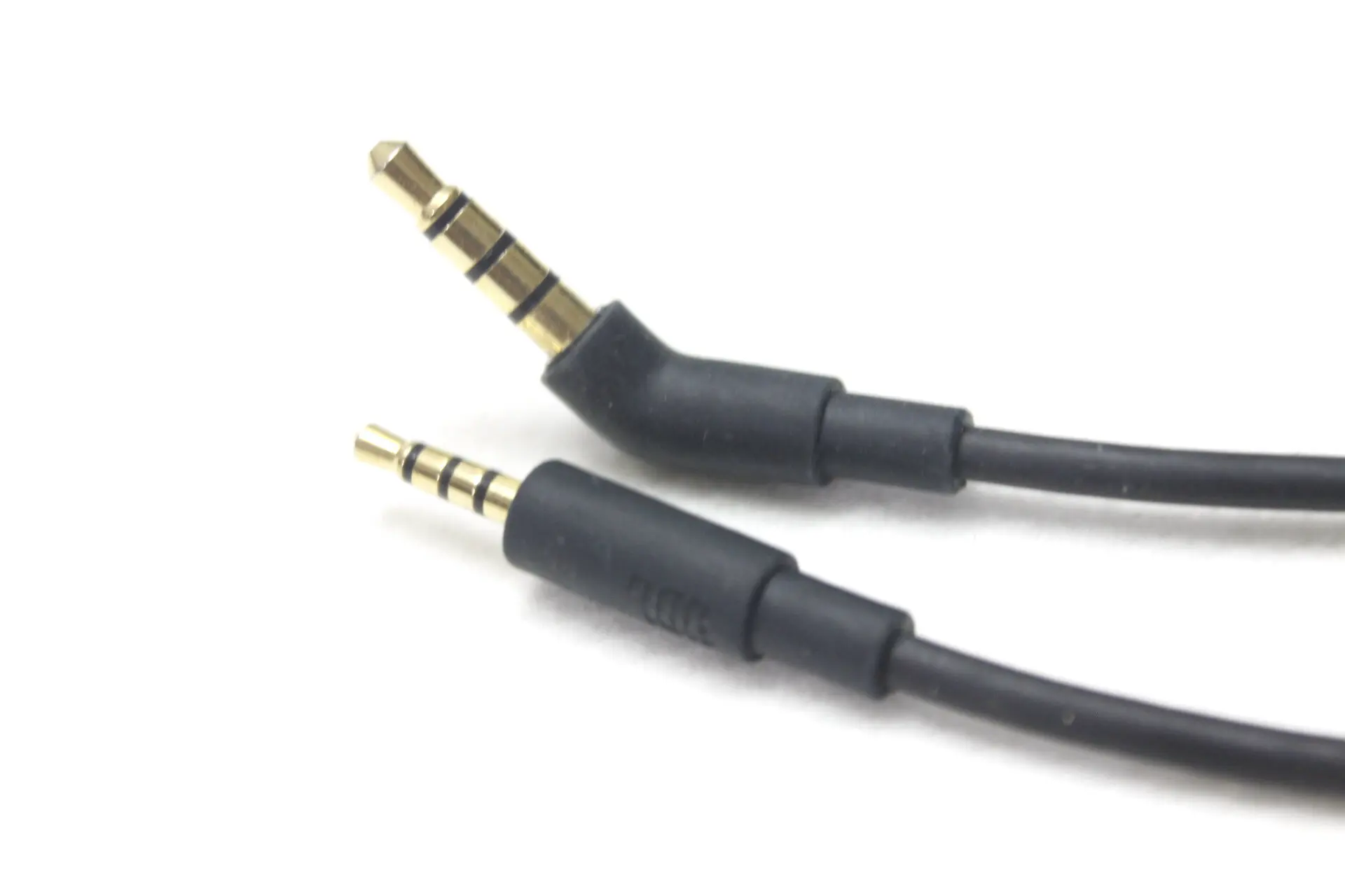 3.5mm to 2.5mm Audio Cable with mic remote for JBL Synchros E30 E40 E40BT E50BT J56BT S300 S300I S300a S500 S700 S400BT Headphon