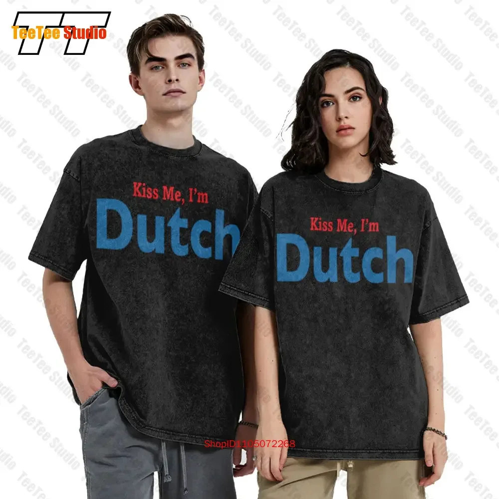 Kiss Me I'M Dutch Cool Holland Netherlands Amsterdam Rotterdam Love Vintage Oversized T-Shirt HLYR