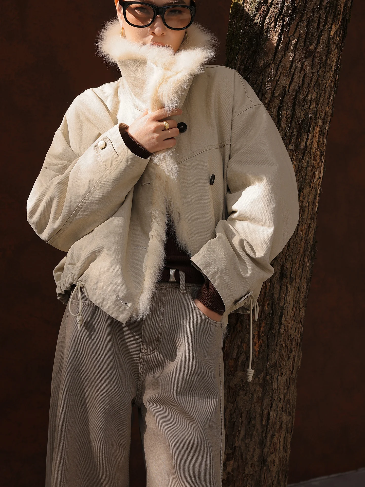 

JWUNIQUE Теплая зимняя женская куртка с 90% гусиным пухом, с меховым воротником, простой дизайн, длинный рукав, стандартный крой