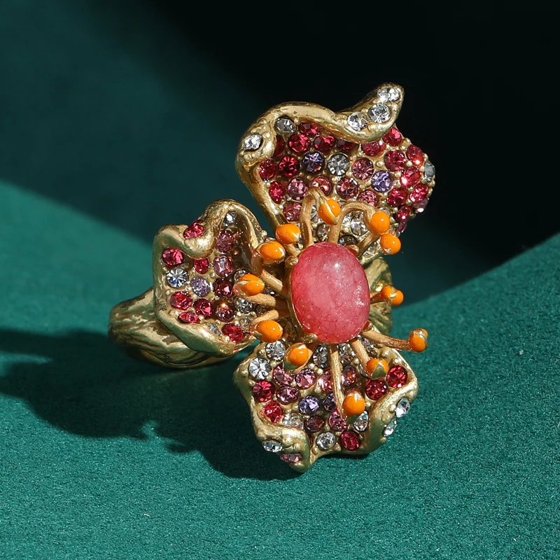 High Quality Vintage Half Rhinestone Pink Flower Rings Women Luxury Jewelry 2026 Picnic Dating Finger Gold Color Accessories New