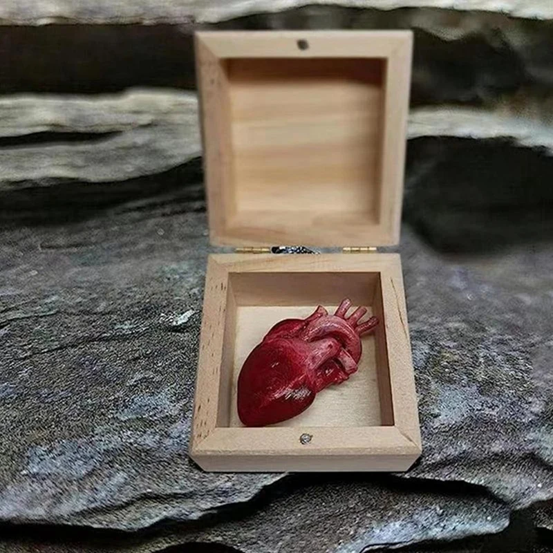 Creative Real Heart Toy Organ Heart Box Prank Toys Trick Funny Toy Spoof Funny Trick Human Heart, Wood Color Easy Install