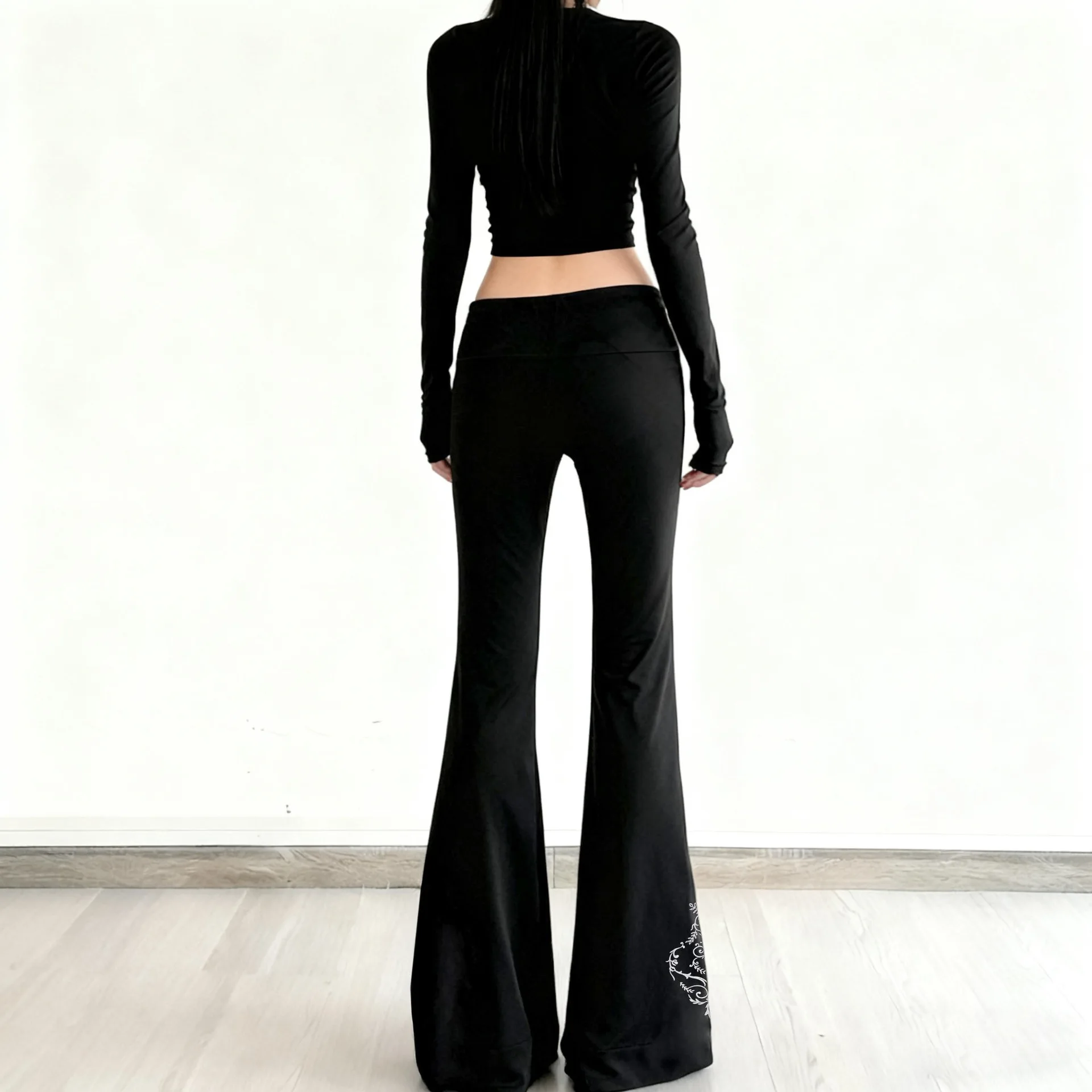 กางเกงขาบานเล็กน้อยทรงเอวต่ำพิมพ์ลายย้อนยุคสำหรับผู้หญิงในฤดูใบไม้ร่วงและฤดูหนาว