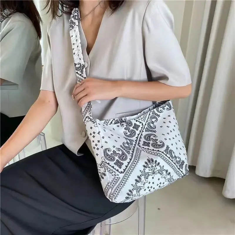 Shoulder Bags For Women Cross-Body Ethnic Pattern Big Capacity Square 2021 Autumn Russian Style New Design Messenger Bags