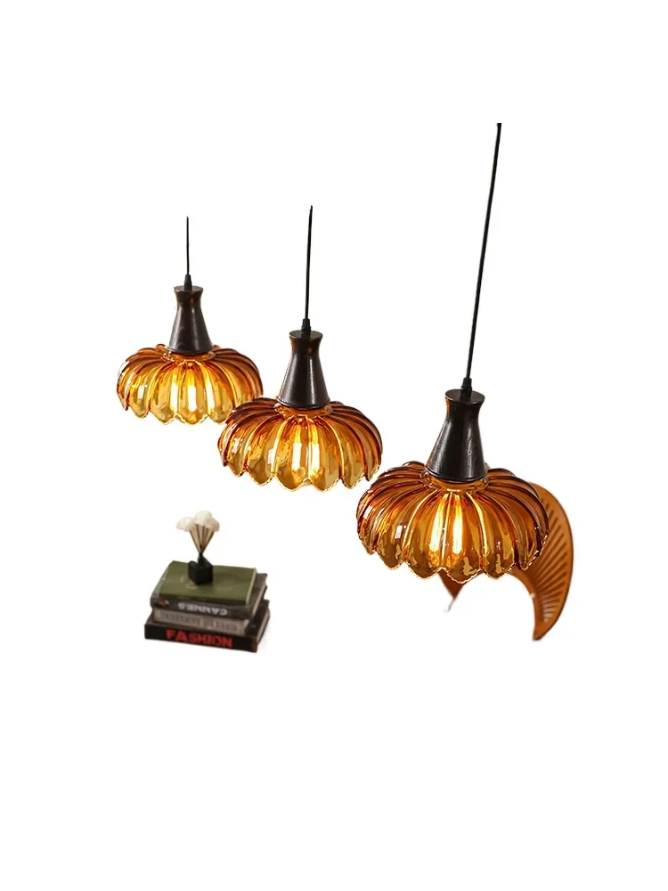 

Restaurant chandelier medieval French displaceable bar table light three American retro