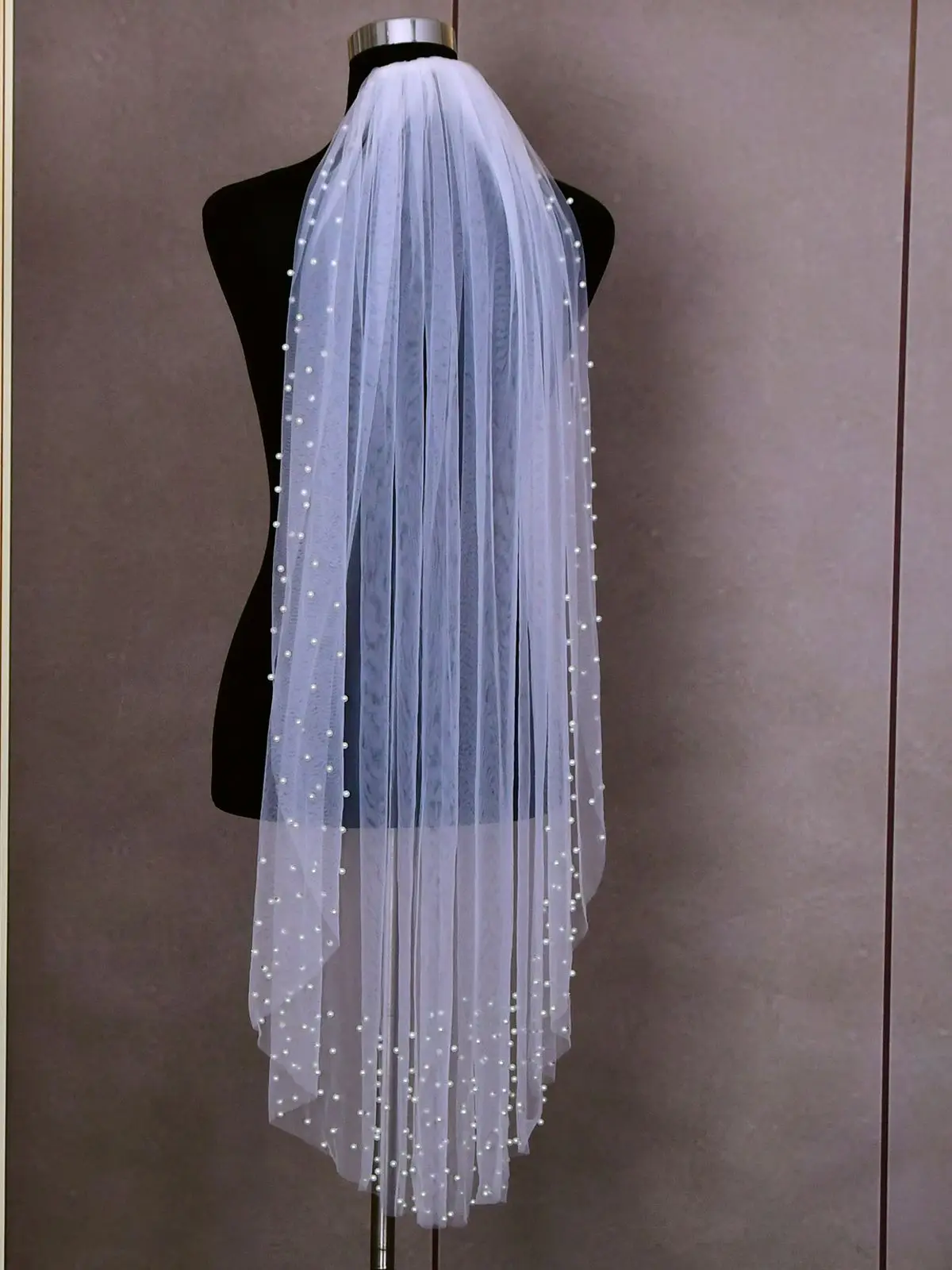 V157 Pearls Edge Bridal Veils with Comb Beaded Wedding Veil Cathedral Length 1 Tier Bride Wedding Accessories Bridal Headpiece