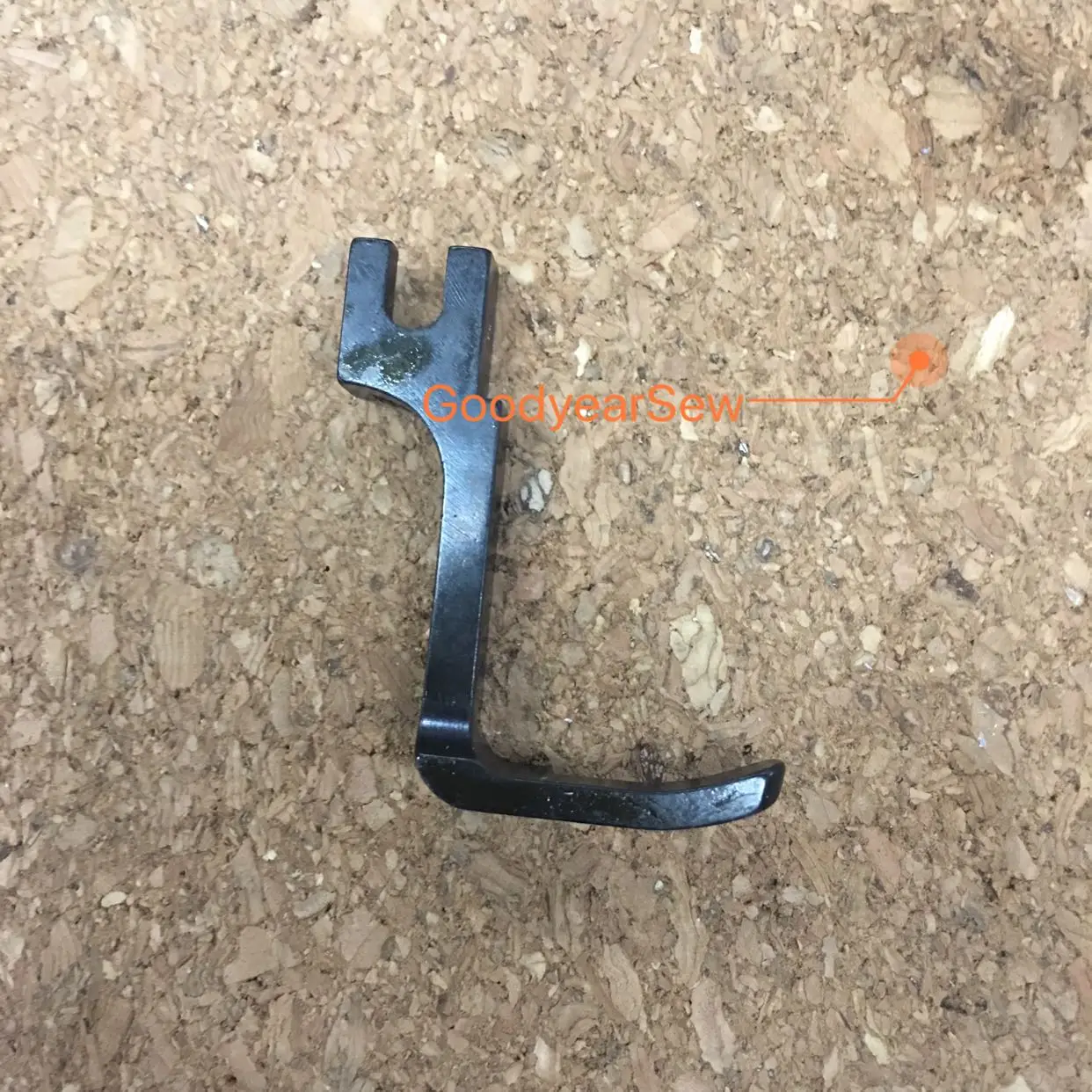 

Прижимная лапка для швейной машины Te-6 17u, сделанная в Тайване