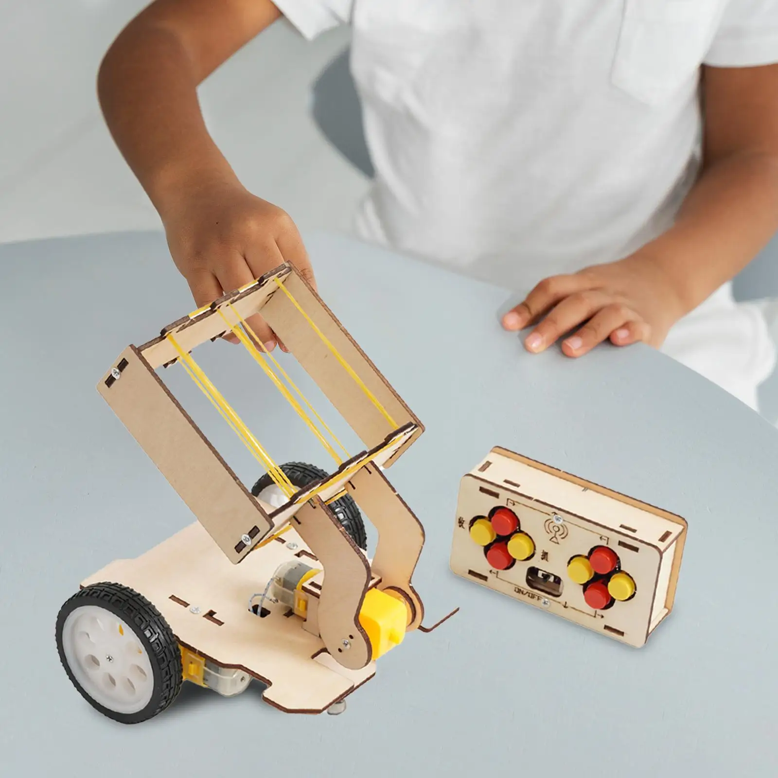 

Wooden RC Car Toy Science Ball Pickup Car Toy Handmade 3D Puzzle Toys for