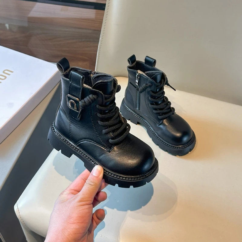 

2025 детские повседневные ботинки для девочек, осенние новые модные нескользящие универсальные подиумные туфли принцессы в корейском стиле с мягкой подошвой