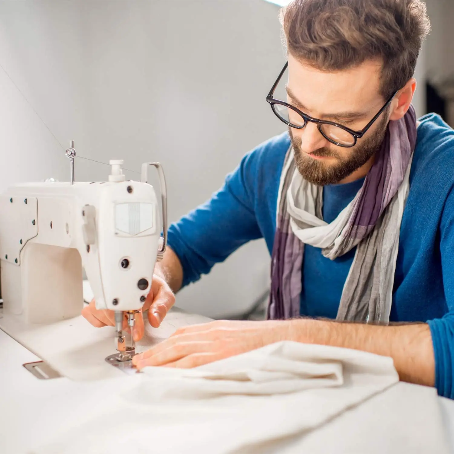 Double Needle Sewing Machine Set for Household Use